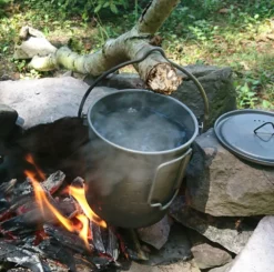 TOAKS Titanium 750ml Pot with Bail Handle -Camp Kitchen Sales Store cce359d2 70ea 46eb b3c3 582abb9b6f66